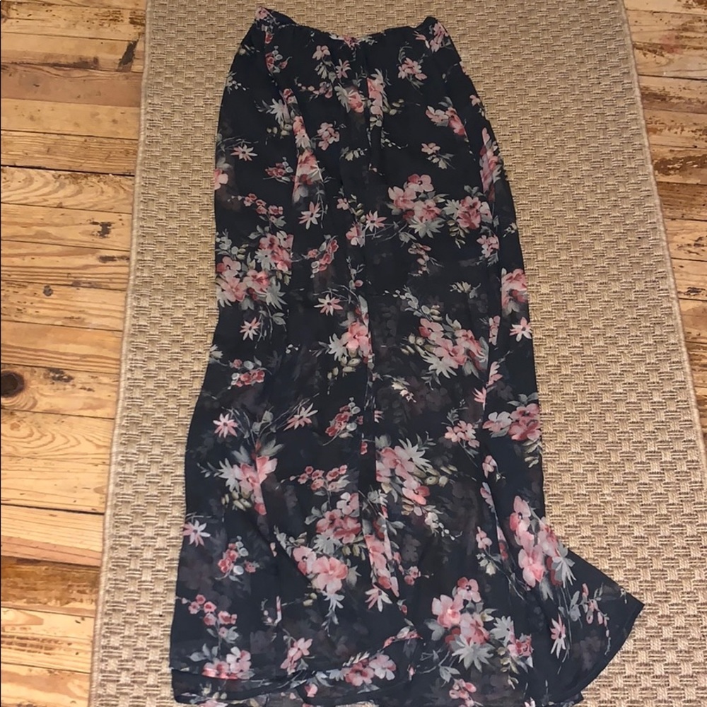 Hollister maxi skirt